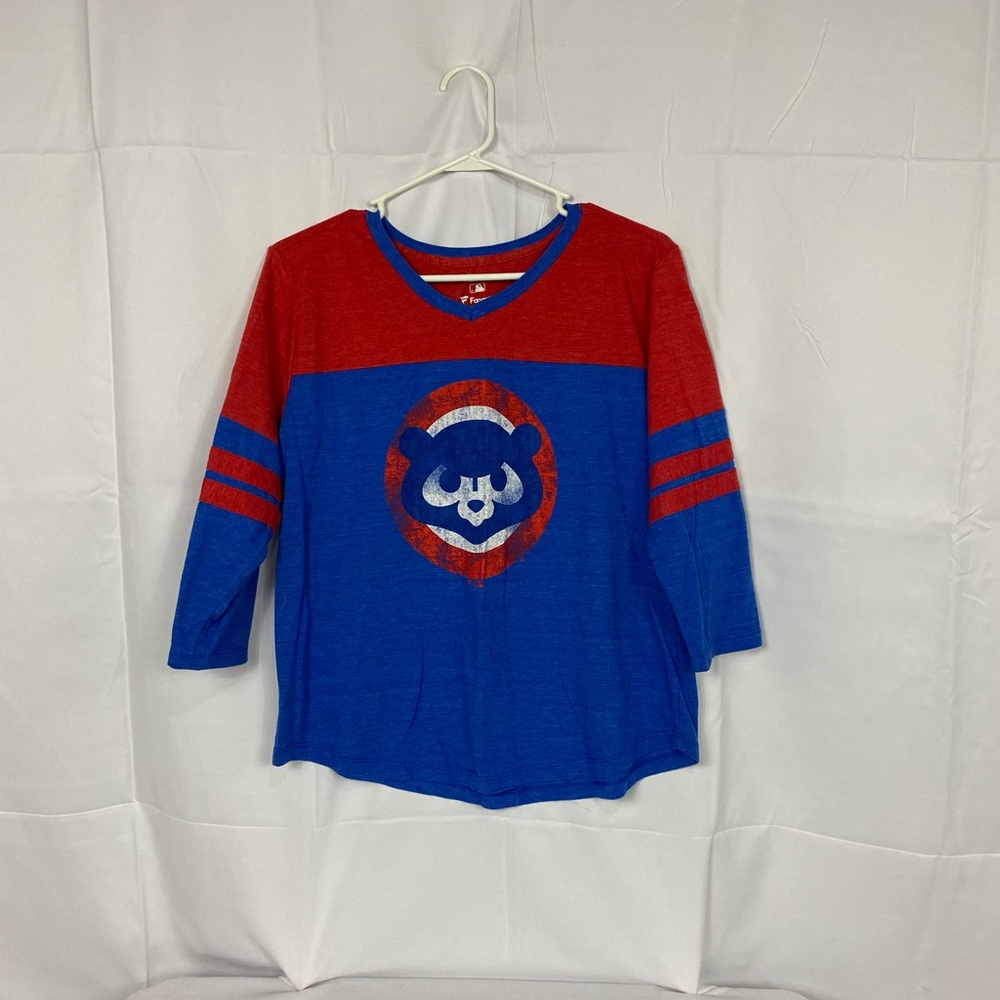 Women’s Fanatics XL Chicago Cubs tee
